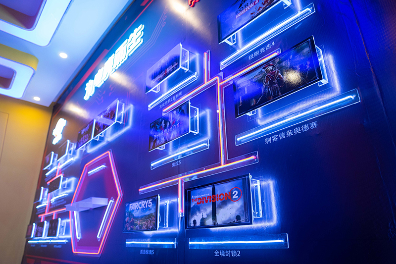 武汉新华电脑电竞教室背景墙制作案例