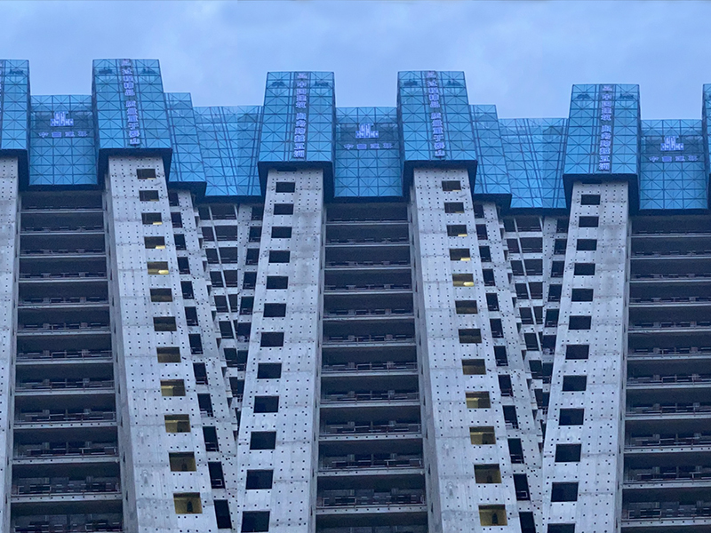中国建筑大楼楼体挂网字 制作安装